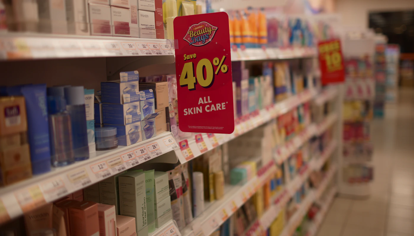 Beauty counter display — trade supply visual reference