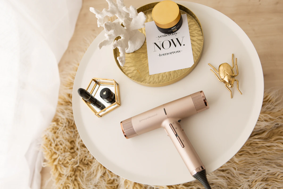 Rose gold cosmetics — beauty wholesale trade reference
